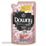 Downy Pelembut Pakaian Romance