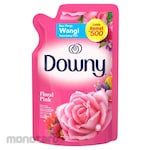 Downy Pelembut dan Pewangi Pakaian Floral Pink
