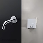 TOTO Wall-Mounted Automatic Faucet (Kran Sensor)