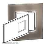 Legrand Arteor French/German Standard Square Plate 2x2 Modules (Penutup Dinding)