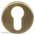 Paloma Escutcheon Ring