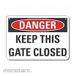 LYLE Reflective Gate Operation Danger Sign