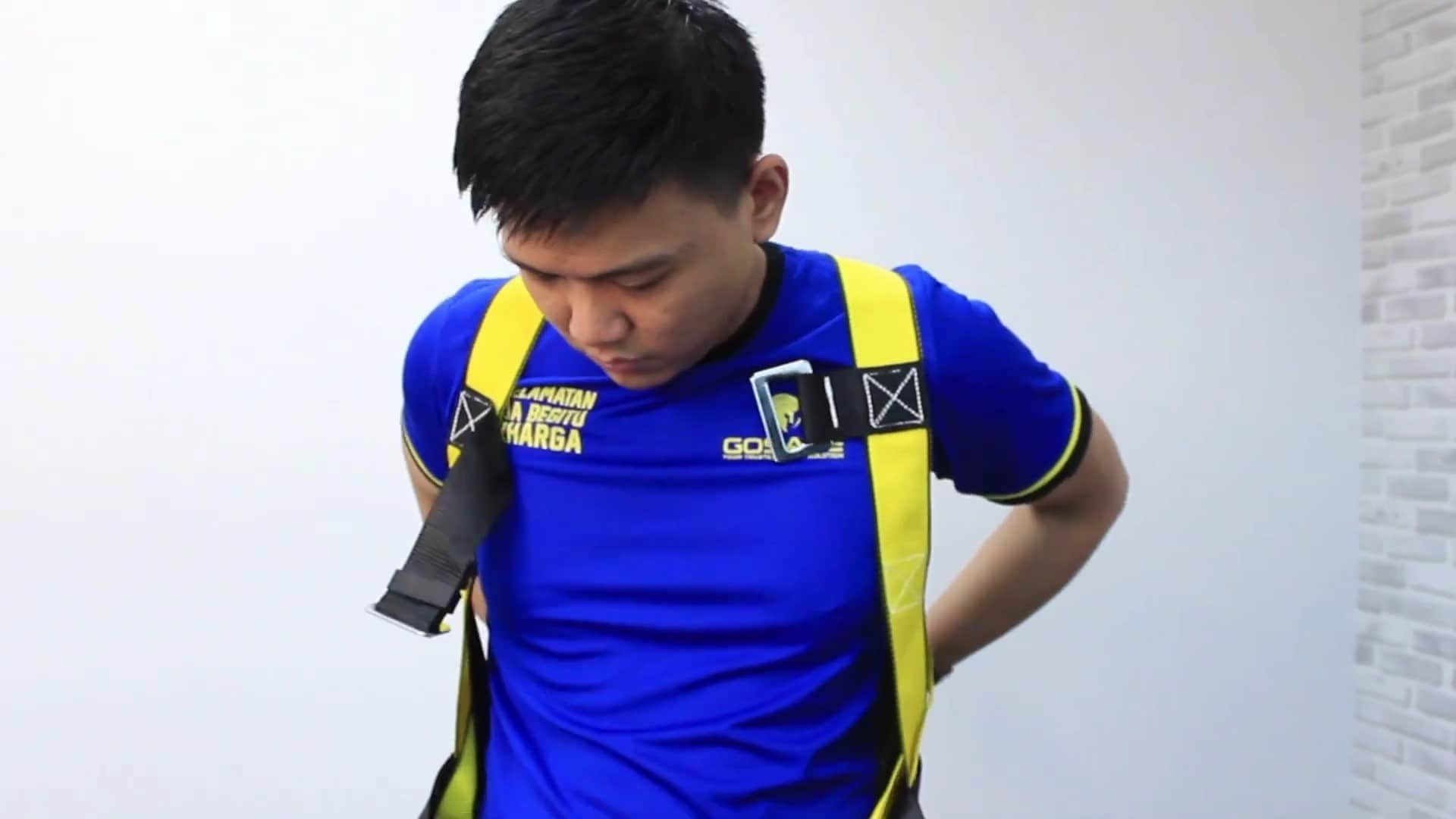 Memahami dan Menggunakan Safety Harness dengan Benar