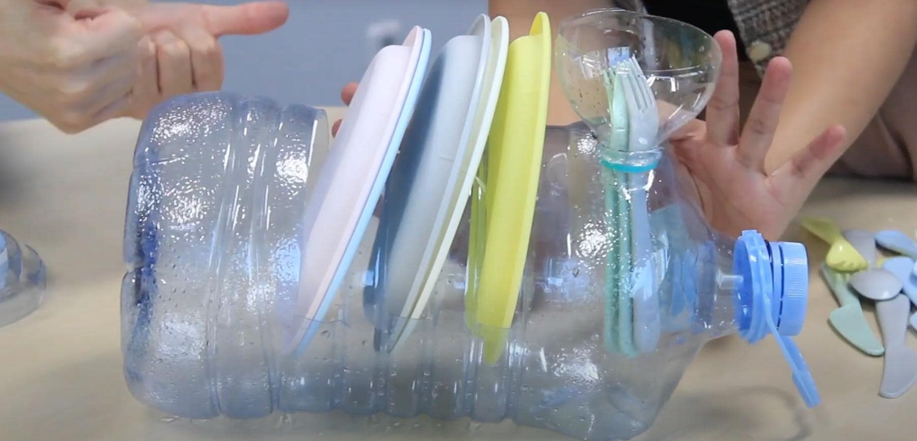 Tips Menarik Memanfaatkan Botol Bekas