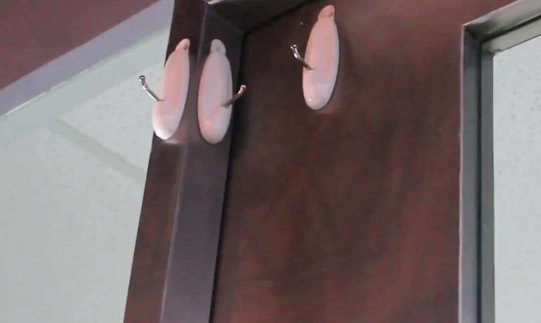 Cara Memperbaiki Pintu dengan Doorcloser