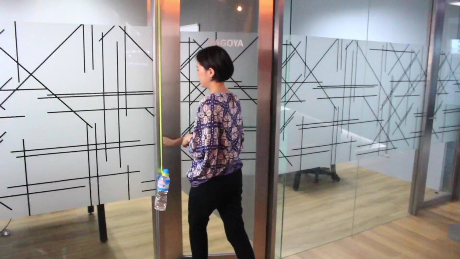 Cara Memperbaiki Pintu dengan Doorcloser
