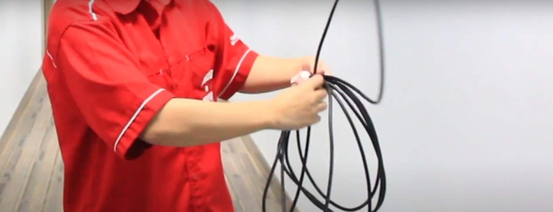 Tips Menggulung Kabel agar Awet dan Rapi