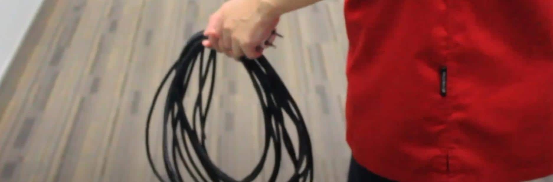 Tips Menggulung Kabel agar Awet dan Rapi