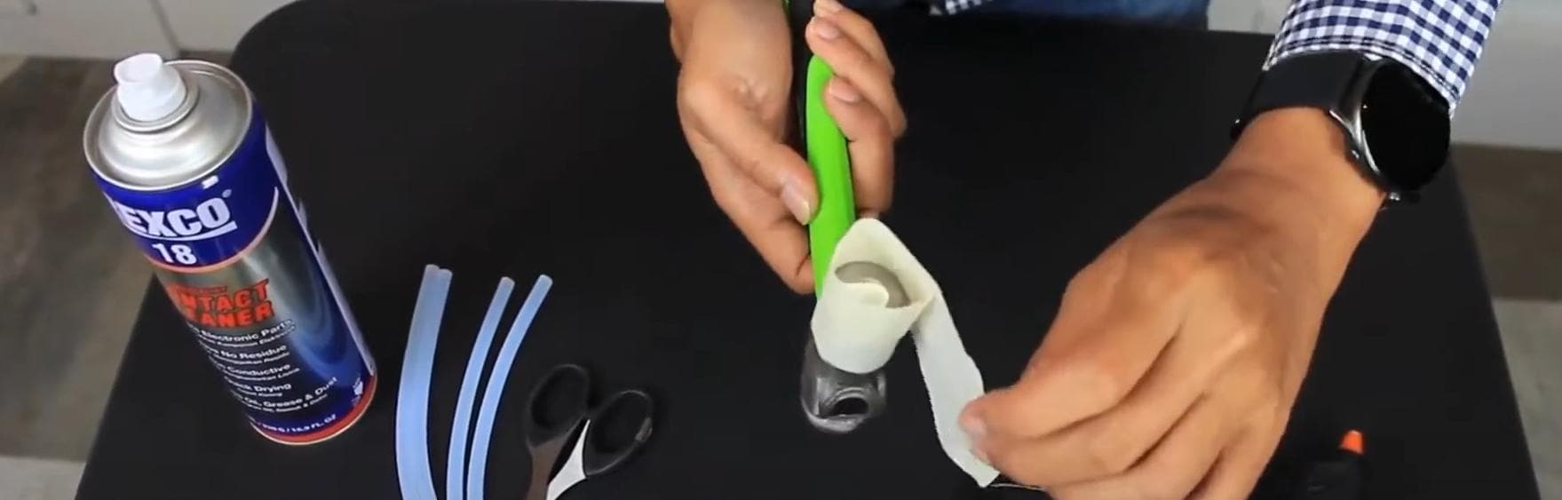 Cara Mudah Membuat Palu Karet DIY dari Hot Glue dan Magnet